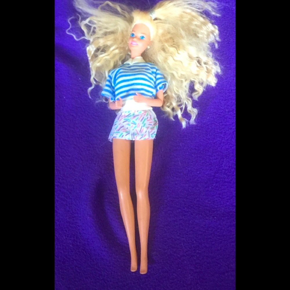 Vintage Collectable Barbie Doll 11’ inches